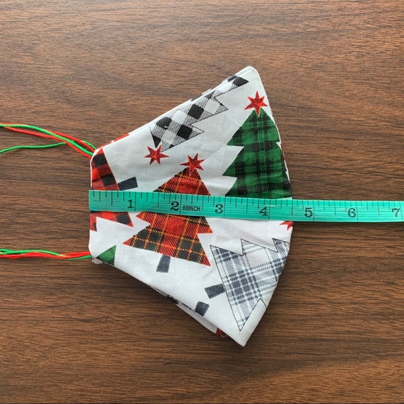 Christmas Tree Face Mask - Picture 3 of 4